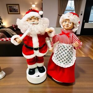 Telco Creations Vintage 1996 Santa & Mrs. Claus 15” Motion-ettes Twin Pack